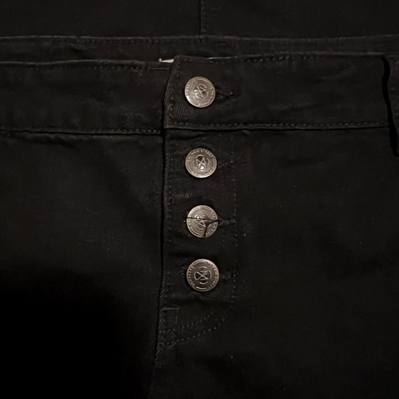 Black distressed jean skirt - Picture 3 of 4